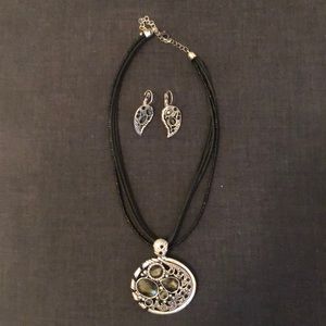 Earrings and necklace set